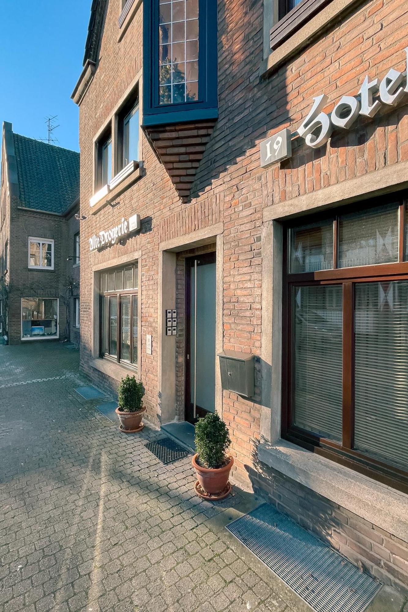 Alte Drogerie Hotel Garni Anholt Экстерьер фото